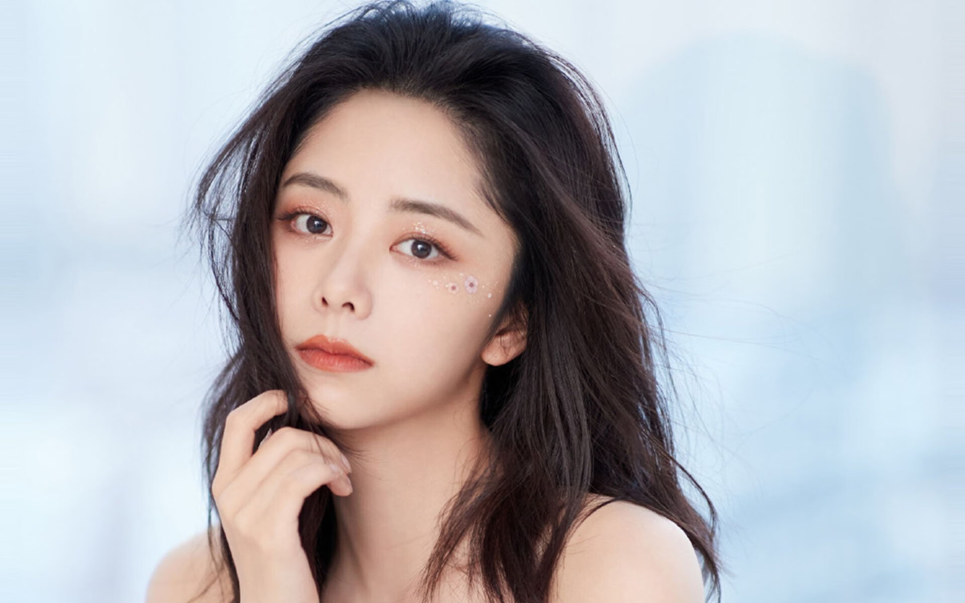 “意甲激烈争夺,年轻新星不断崭露头角”,2021意甲球星