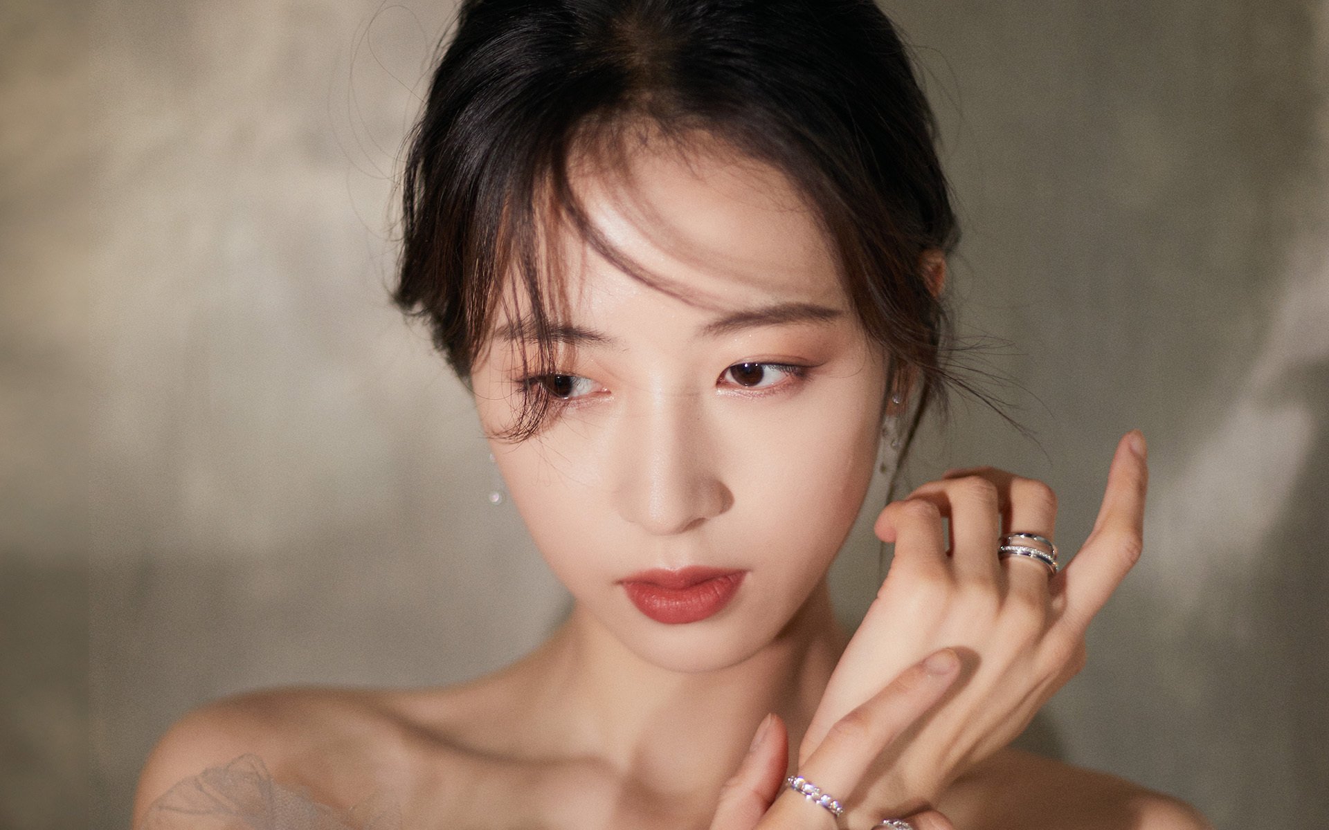 台球装备升级,比赛科技感十足,台球高科技