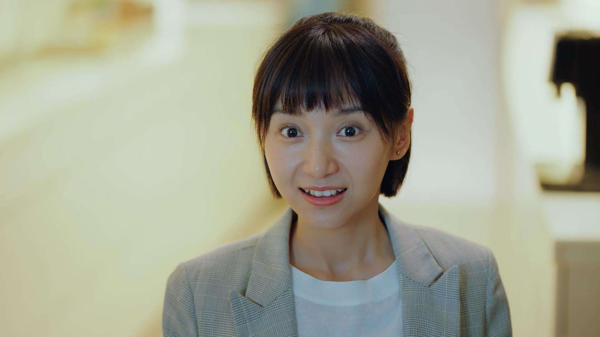 开云·体育官方网站入口-法甲星光璀璨：新星登场引领锋线未来，法甲新赛季宣传片